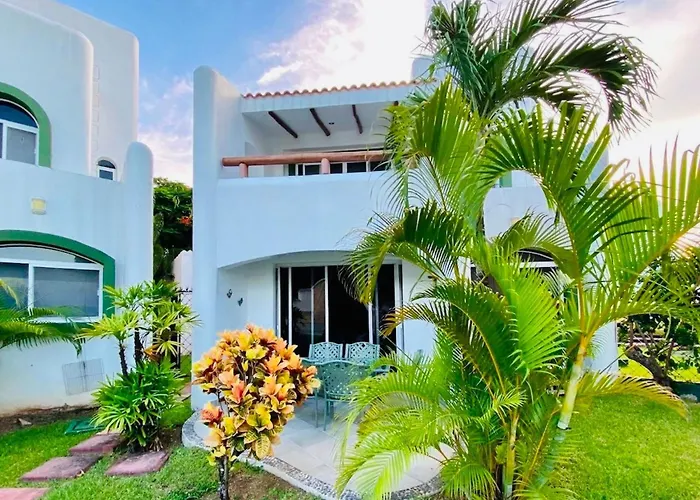 Gorgeous 8 People Basic With Pool Playacar Phase 2