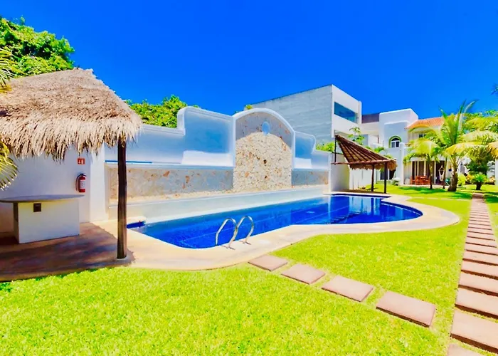 Gorgeous 8 People Basic With Pool Playacar Phase 2 Villa